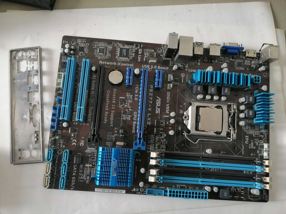 Motherboard Asus P8Z77-V LX2 + CPU Intel G850 - Board com avaria64586426551042120