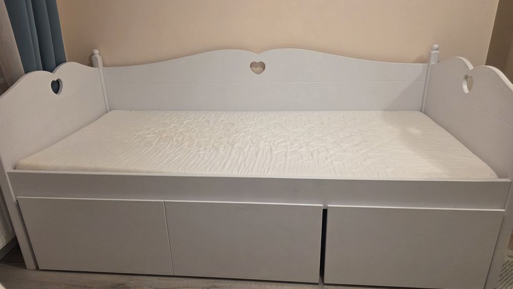 Łóżko jednoosobowe