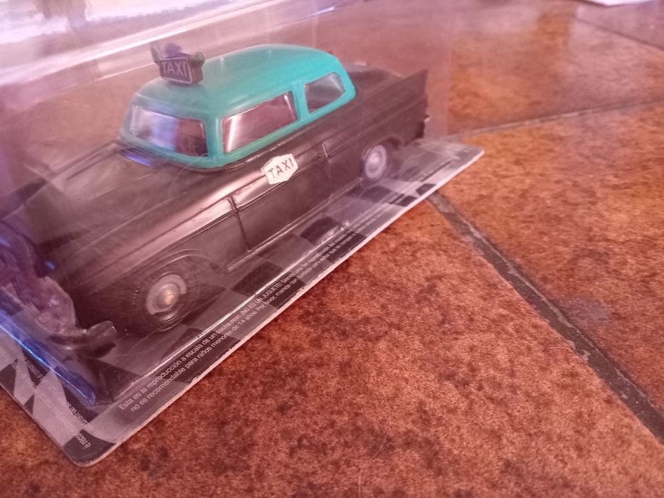 Miniatura Carro Mercedes-Benz, Taxi Português