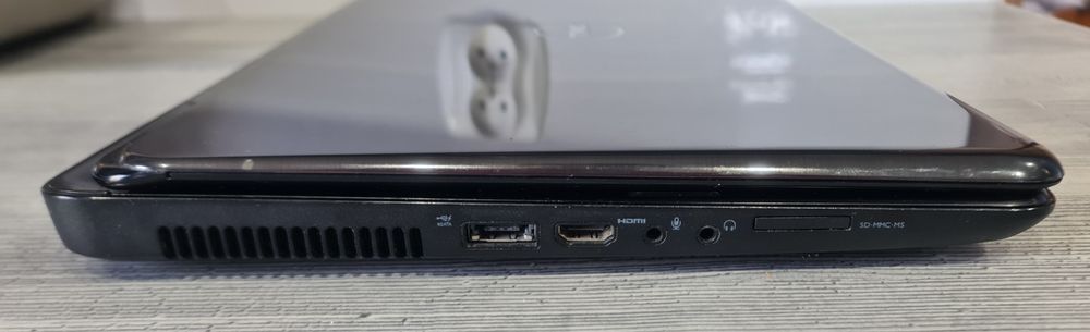 Laptop DELL, Intel I7, 6GB ram, 500GB hdd, 17,3 cala, dwie grafiki