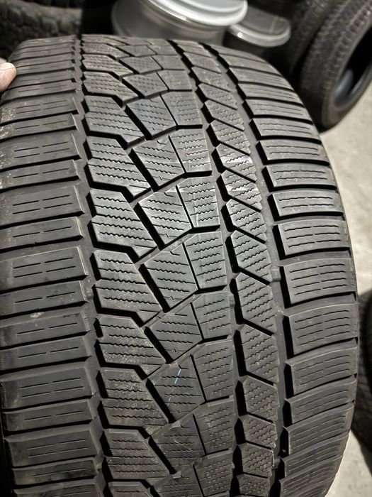 245 35 20 /275 30 20 Contintal winter contact ts860s