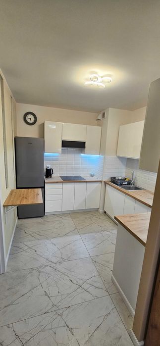 Duży pokój jednosobowy w nowym mieszkaniu 11,5m2