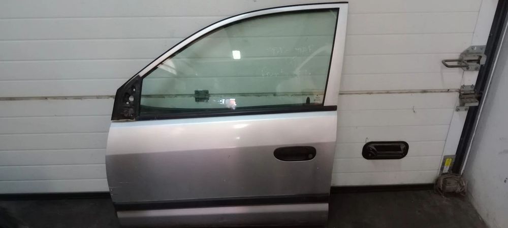 PORTA MITSUBISHI SPACE STAR / SPACE CARGO - FRENTE ESQUERDA / DIREITA