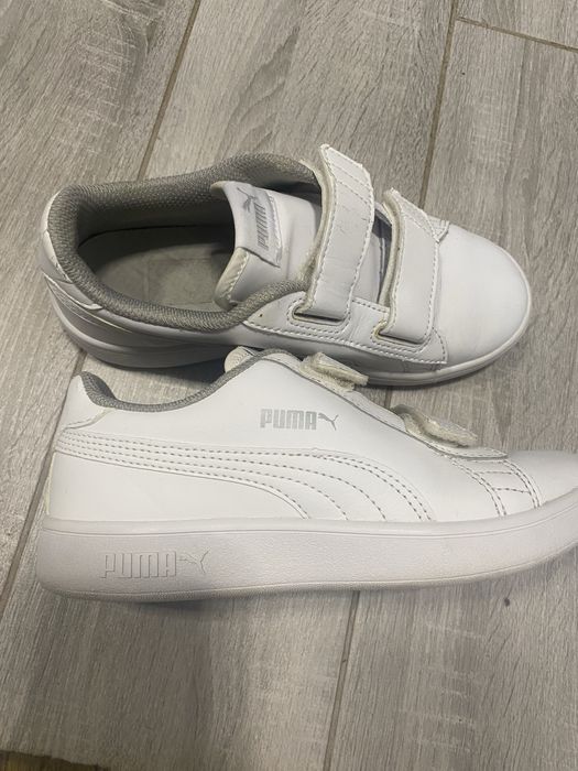 Puma білі кросівки