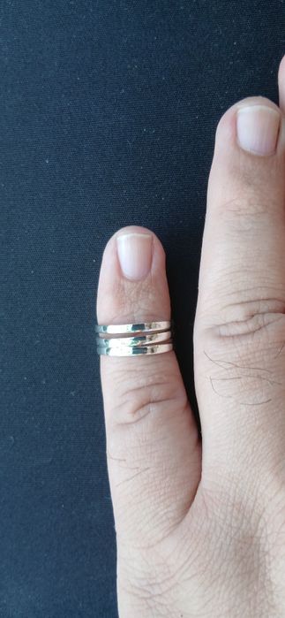 Серебряное кольцо