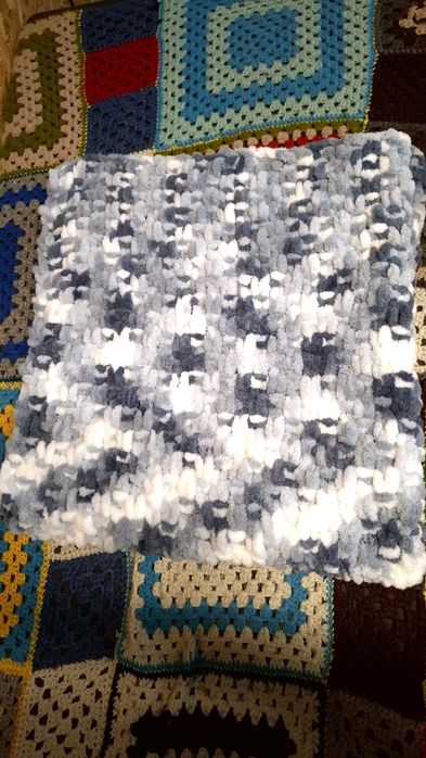 Плед із Алізе Пуффі