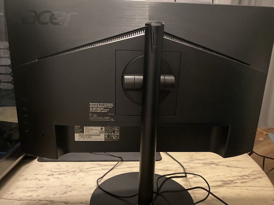 Gamingowy PC i7-13700KF / RTX 4070 / 64GB RAM / SSD NVMe – Jak Nowy!