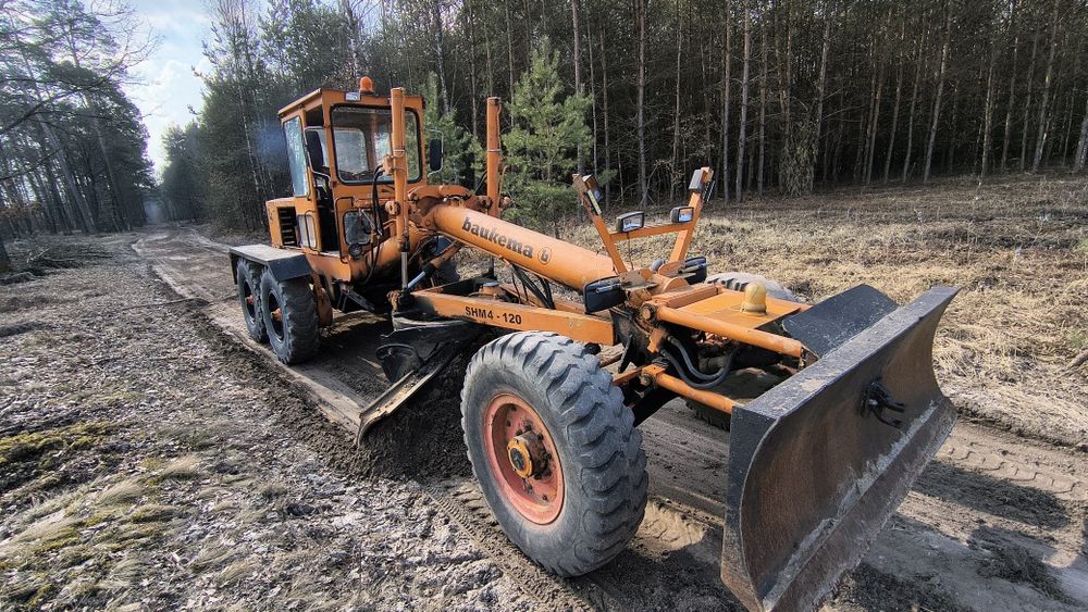 Równiarka drogowa baukema shm 4