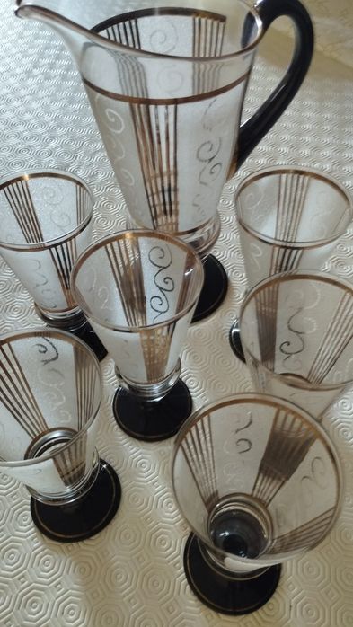 Conjunto de jarra e seis copos de cristal novos. Em Lisboa entrego em
