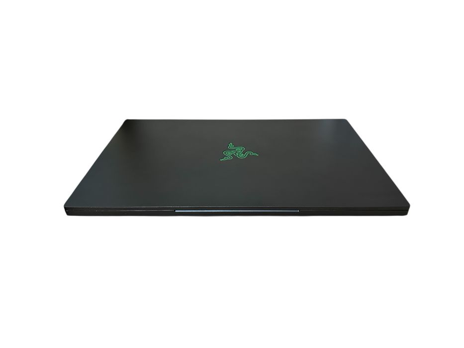 Razer i9-11900H/RTX 3080 16gb/32gb ram/1TB SSD/OLED 4K UHD