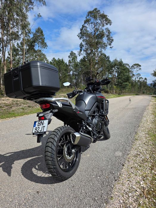 Honda Transalp 750 impecável