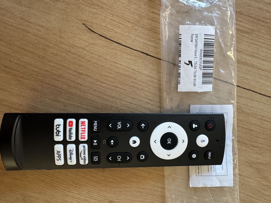 Pilot do telewizora Hisense Smart TV, kompatybilny z modelami takimi jak ERF3A90H.