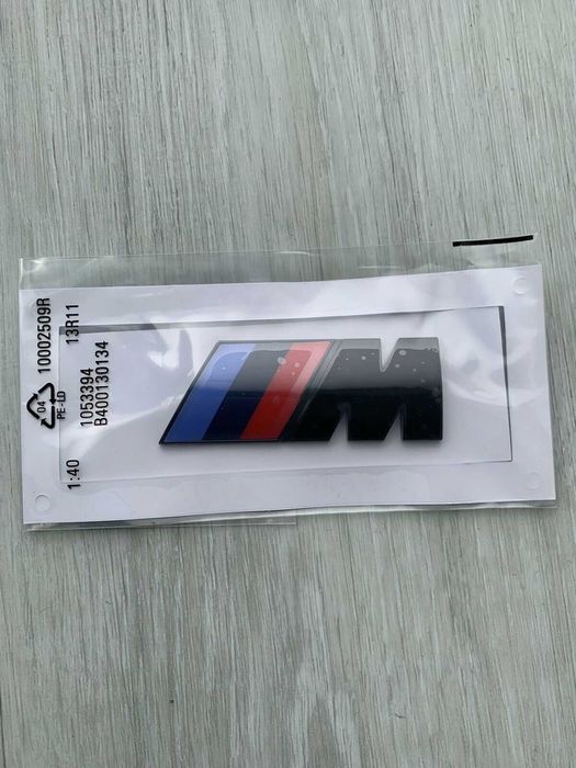 Nowy emblemat  znaczek MPOWER m power przyklejany czarny | srebrny
