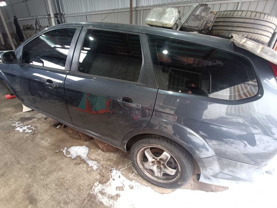 Стекло Форд Фокус 2 Универсал  Скло Дверей  ford focus Автоскло