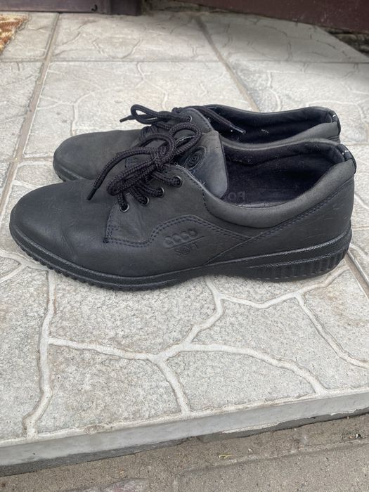 Продам туфельки ecco
