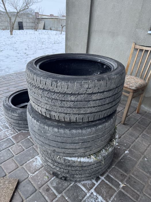 резина Goodyear . різноширока. 255.35.18 . 225.40 р18 .