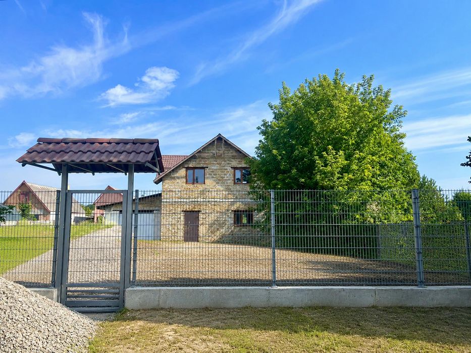 Продаж будинку с. Новопетрівка