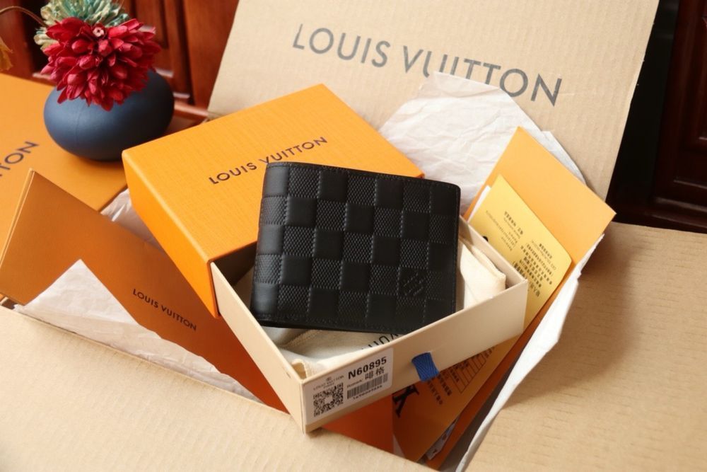 Кошелек Louis Vuitton кожаный мужской черный