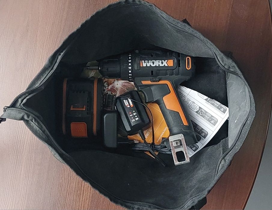 Шурупокрут шуруповерт Worx WX100