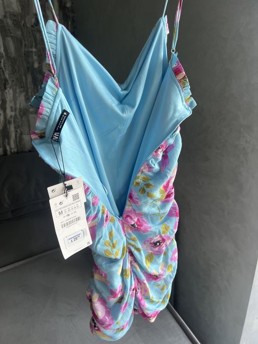 Сукня Zara з біркою