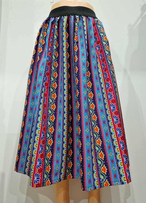 Spódnica ludowa, pasiak, etniczne wzory M(38)