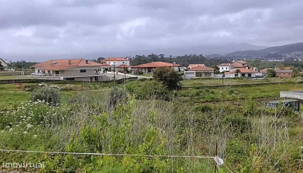 Venda de Terreno de construção com 1600m², Subportela, Viana do Cas