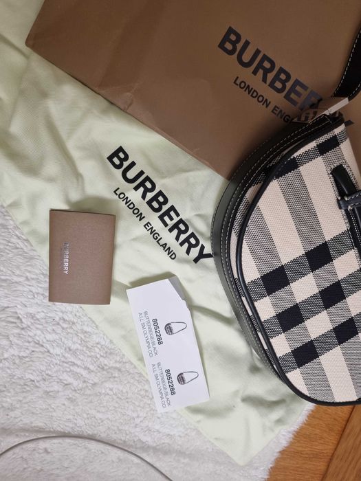 Burberry - Mala Olympia