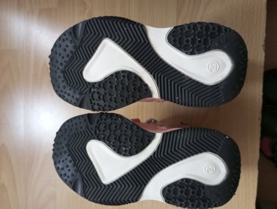 Sprzedam buty rozmiar 29.