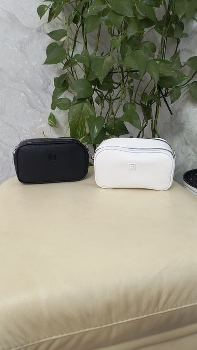 Сумочки жіночі в двох кольорах