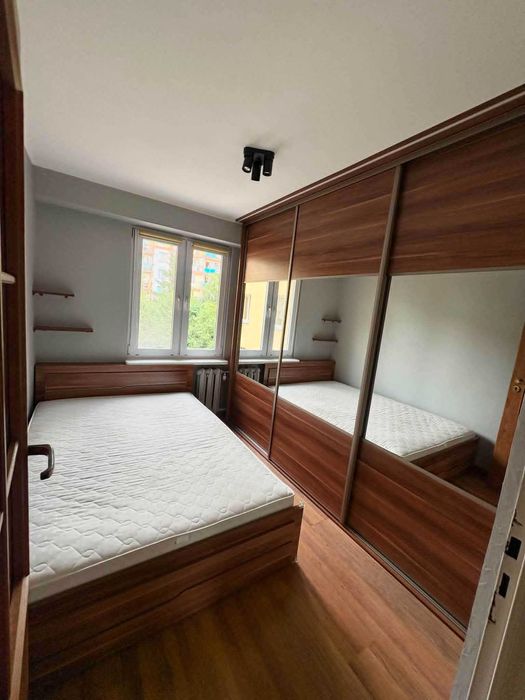 Sprzedam mieszkanie 3-pokojowe, 61m2, 1 piętro, ul.Kombatantów