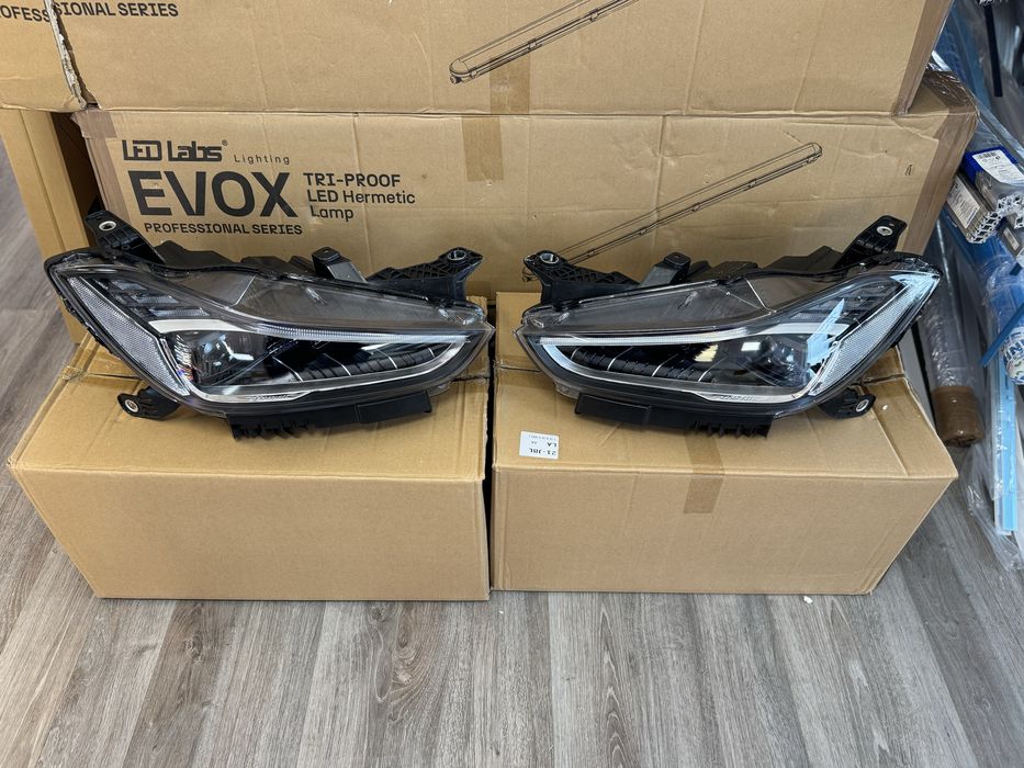 Lampy przednie komplet Maserati Ghibli Full LED