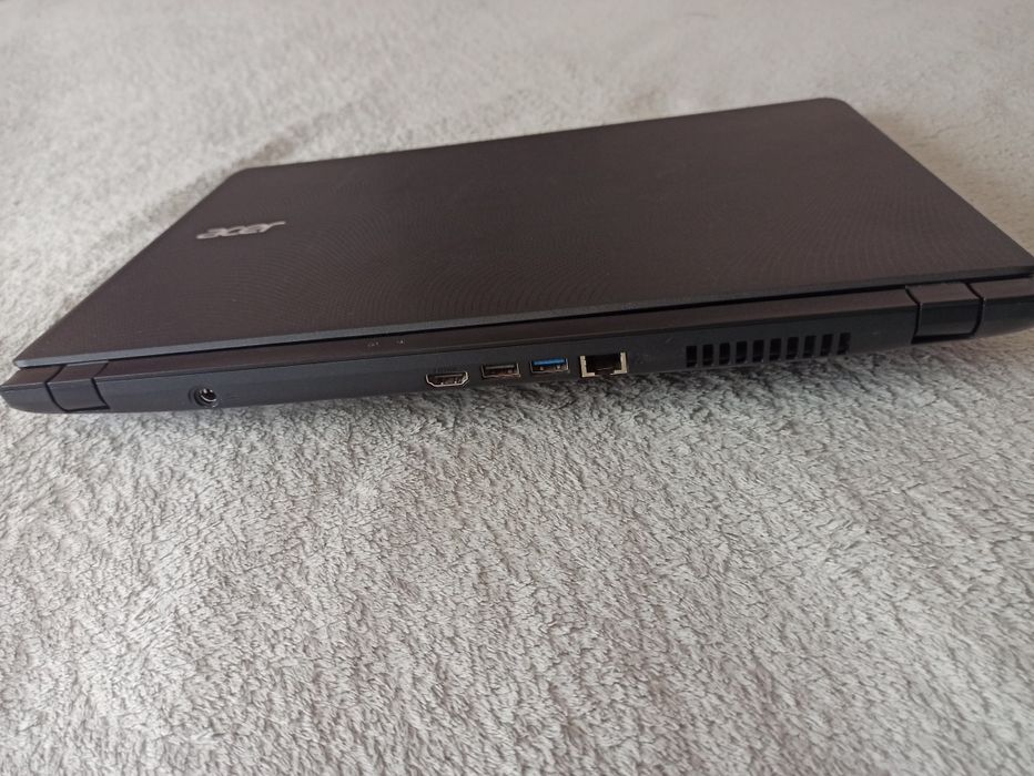 Ноутбук Acer Aspire ES1-533
