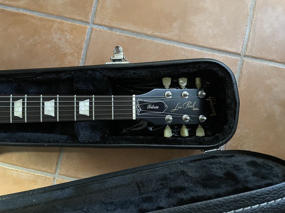 Gibson Les Paul Tribute