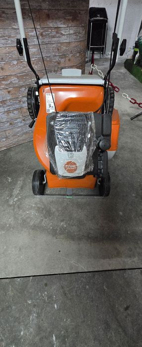 Corta-Relva a Gasolina STIHL RM248 T - NOVO c/ Garantia