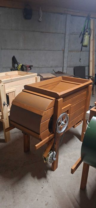 Młynek-wialnia do zboża