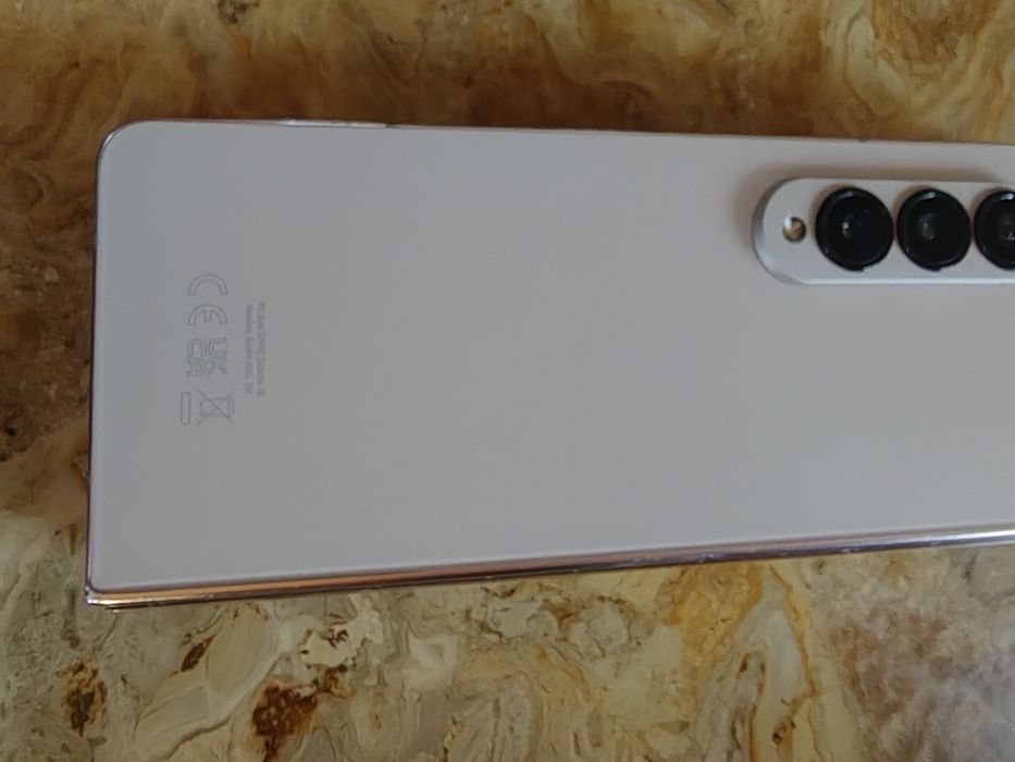 Samsung Galaxy Z Fold 4 pamię  512 GB -gwrarancja ( rezerwacja do 29go