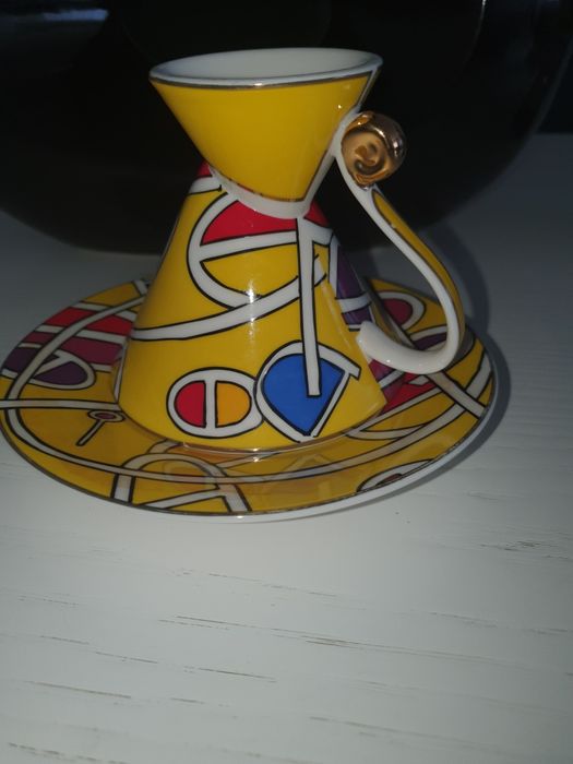 Very elegant keychain...443550834256128003
