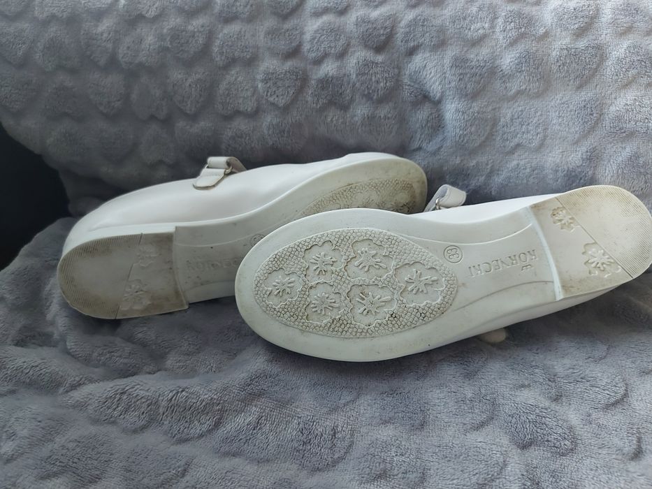 Buty, balerinki Kornecki, komunia rozmiar 33