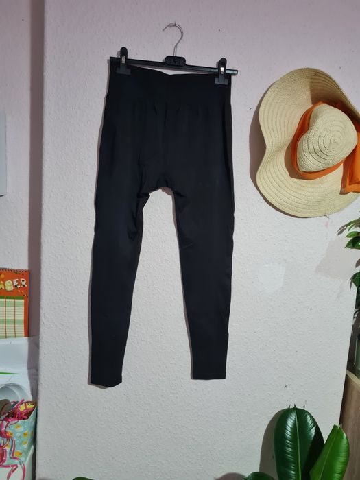 Czarne Legginsy cardio bunny L