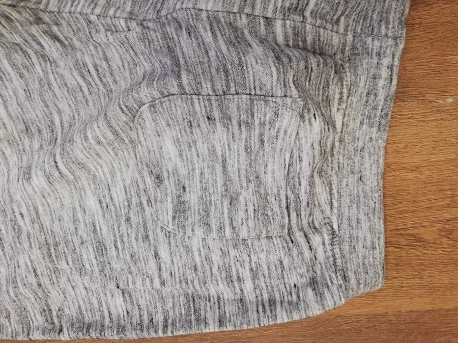 fato de treino com bolsos, cinzento, em perfeito estado