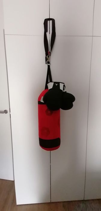 Conjunto de Boxe Infantil Domyos – Luvas + Saco

Vendo conjunto de box