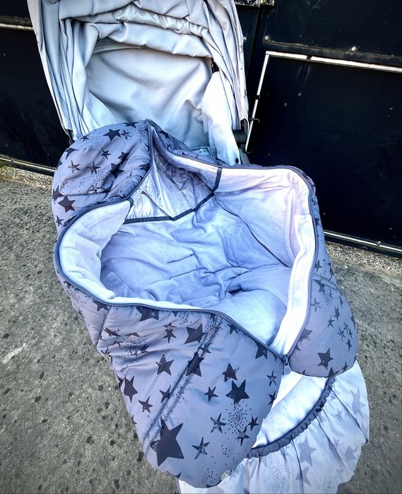 Carrinho passeio Tuc Tuc modelo "Tive" + Saco