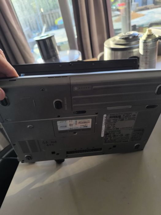 Dell Latitude D63064730270218369122