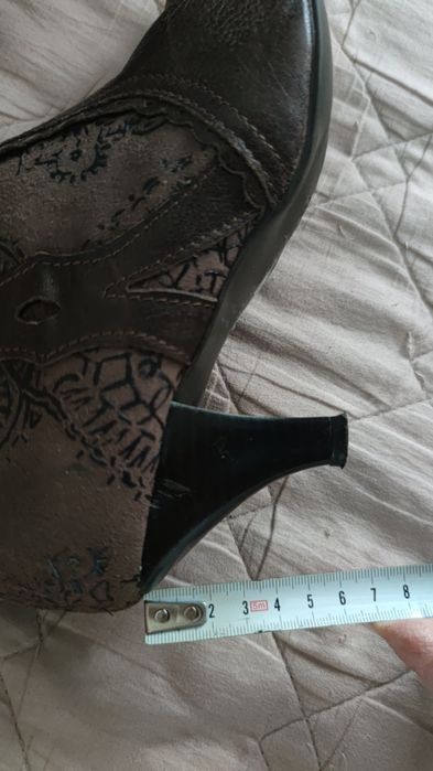 Чоботи демісезонні шкіряні, 39 розмір