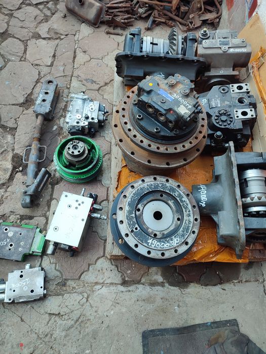 Запчастини для джондіра бортова