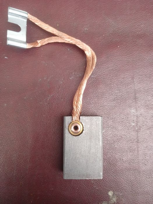 Щетки  меднографитовые МГ