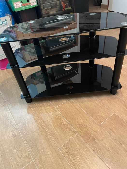 Mesa de TV em Vidro Preto Temperado