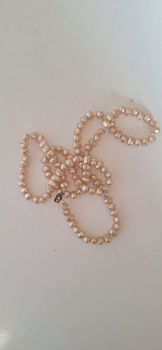 Бусы из розового жемчуга