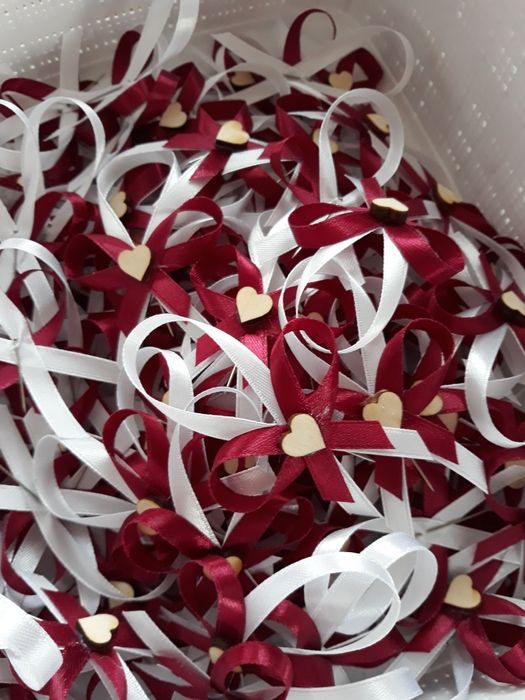 Kotyliony kotyliony weselne dla gości przypinki