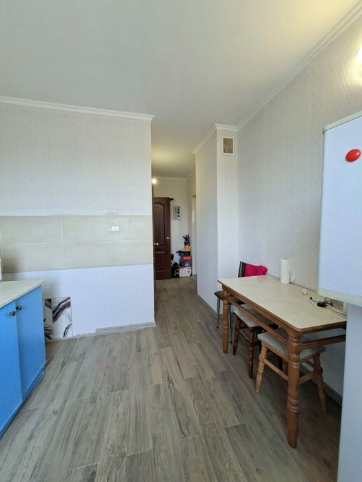 Продаж 1-кв кв 4/9 вул Стародніпровська